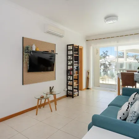 Διαμέρισμα Bijou Flat Front, Sea Views, Pool, Garage