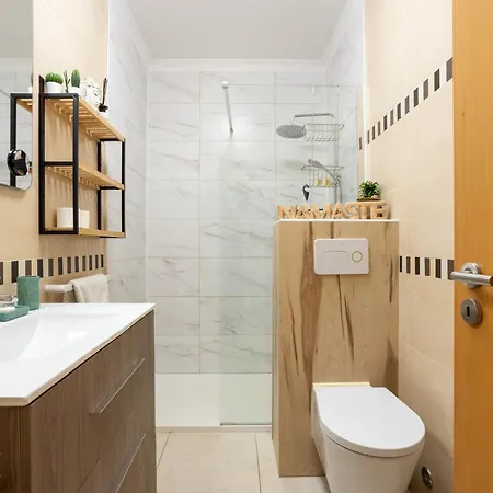 Διαμέρισμα Bijou Flat Front, Sea Views, Pool, Garage