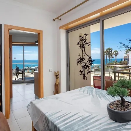 Bijou Flat Front, Sea Views, Pool, Garage Διαμέρισμα Olhos de Αgua