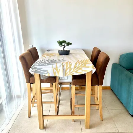 公寓 Bijou Flat Front, Sea Views, Pool, Garage 奥霍斯德古阿